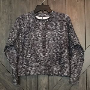 Lou & Grey Black and White Pullover sweatshirt